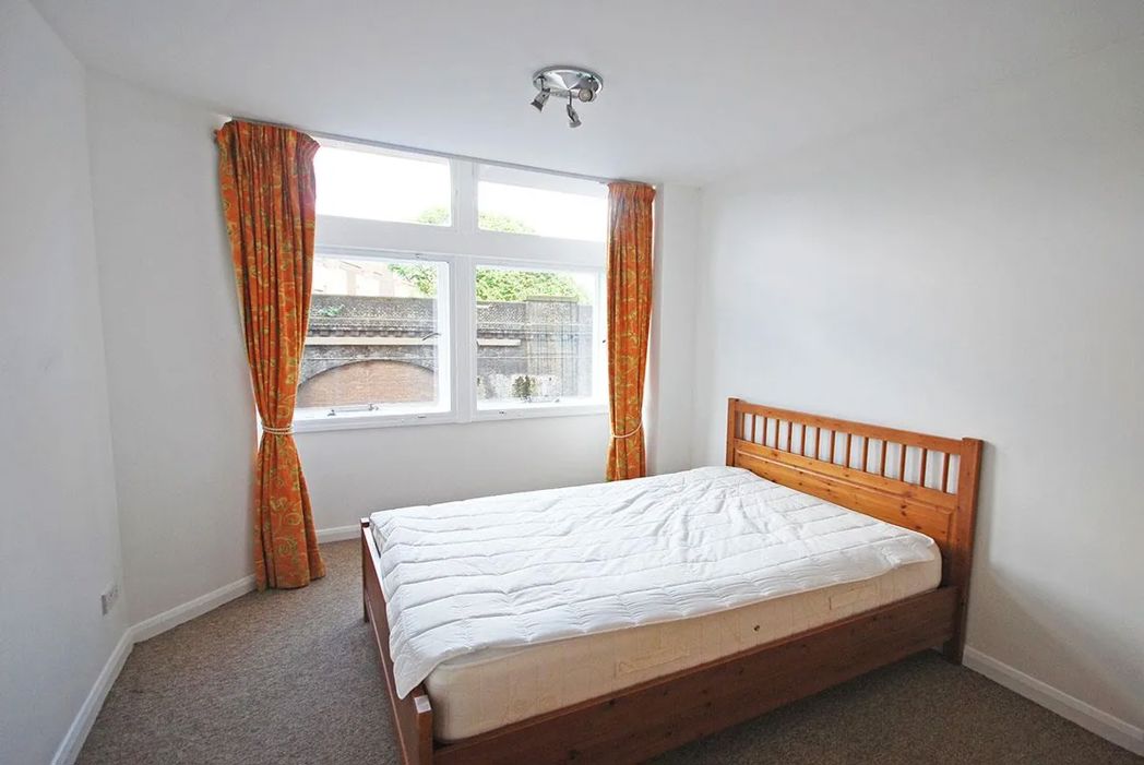 Property image 5 of 7