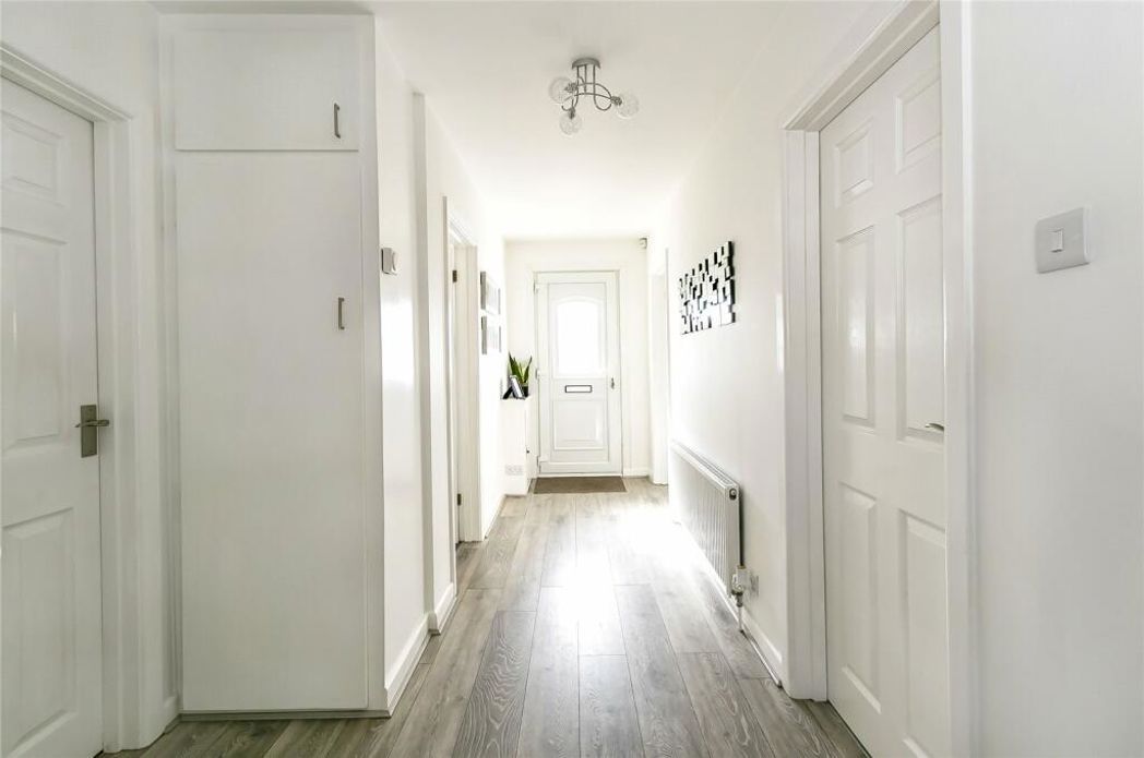 Property image 13 of 17