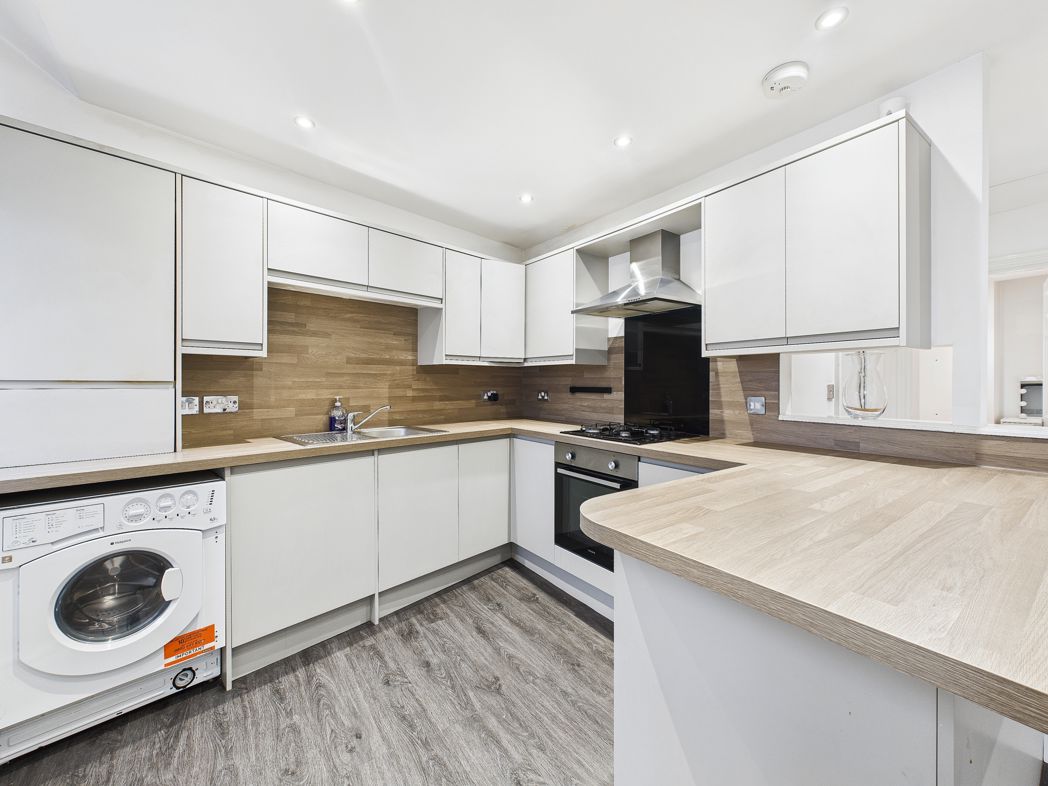 Property image 3 of 6