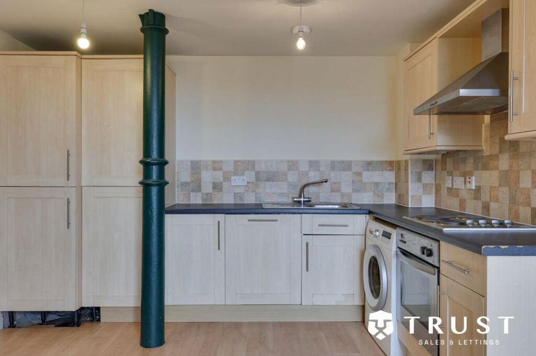 Property image 5 of 16