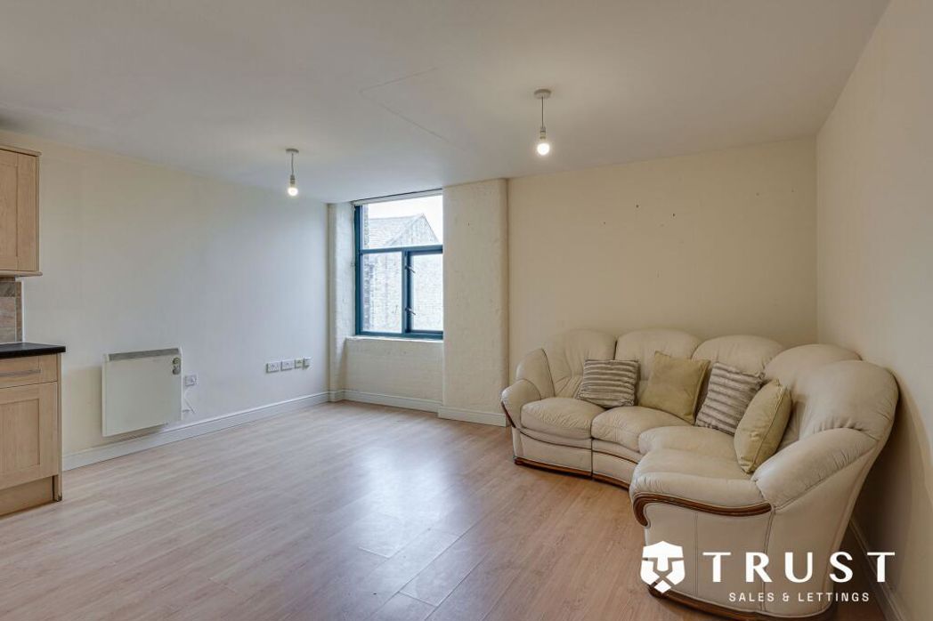 Property image 6 of 16
