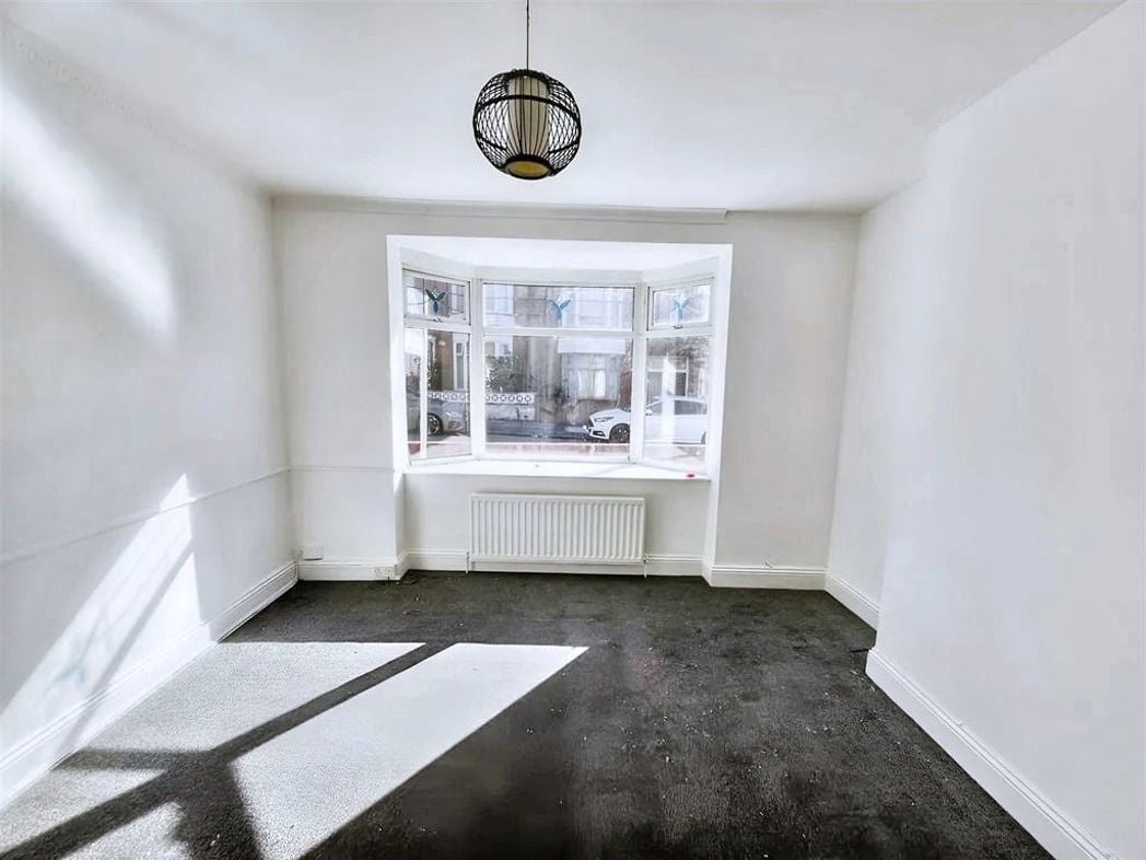 Property image 5 of 7