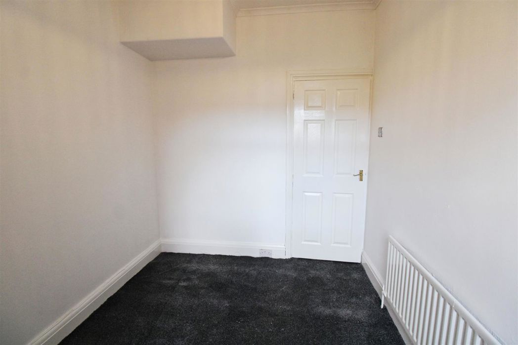 Property image 6 of 7