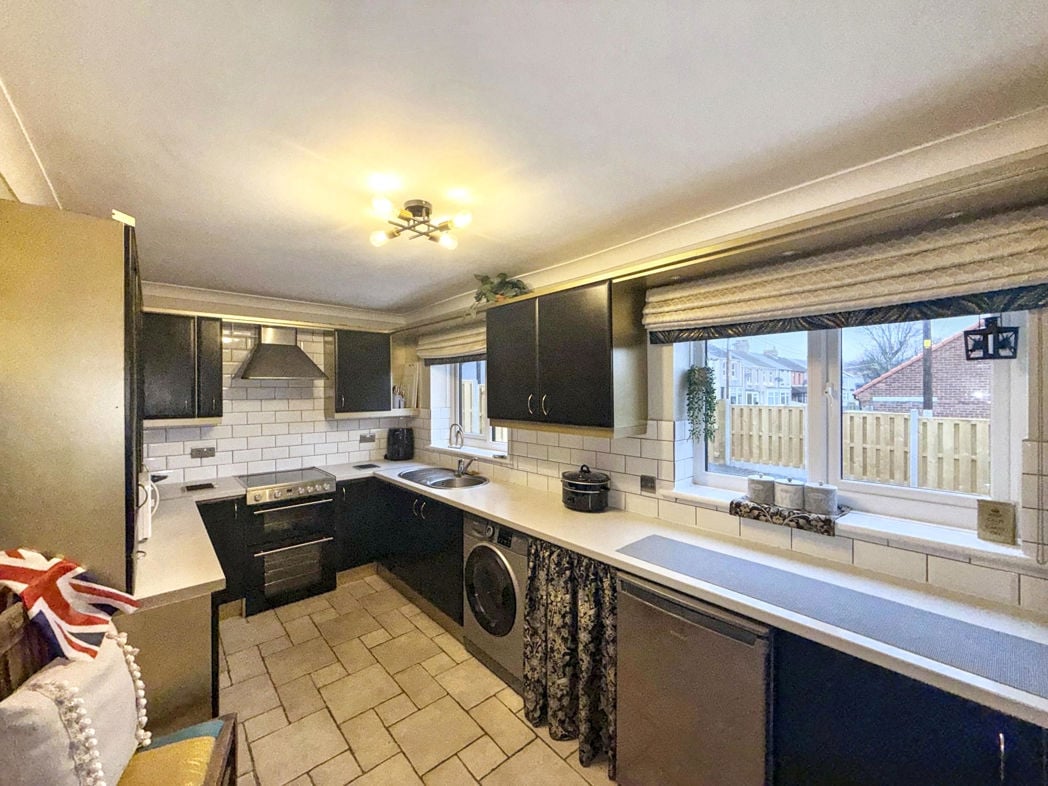 Property image 8 of 20