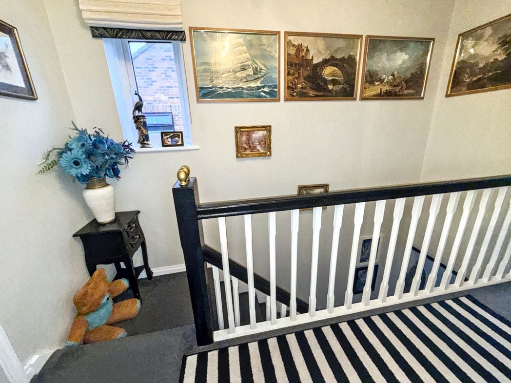 Property image 11 of 20
