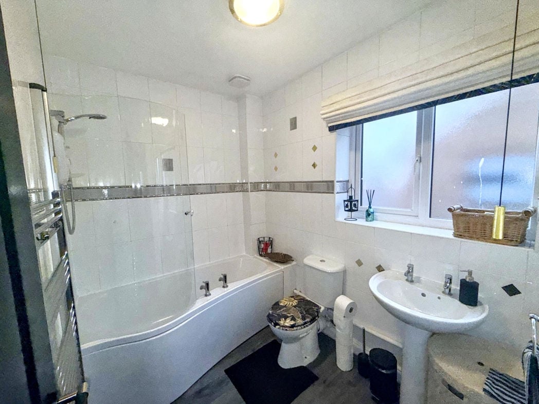 Property image 17 of 20