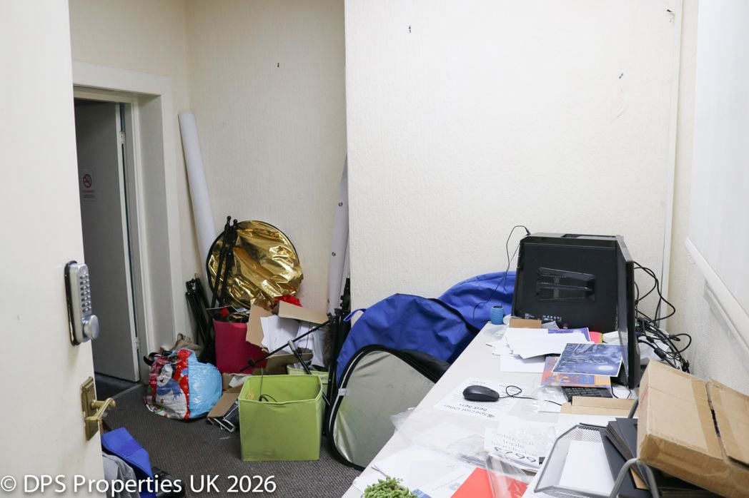 Property image 6 of 8