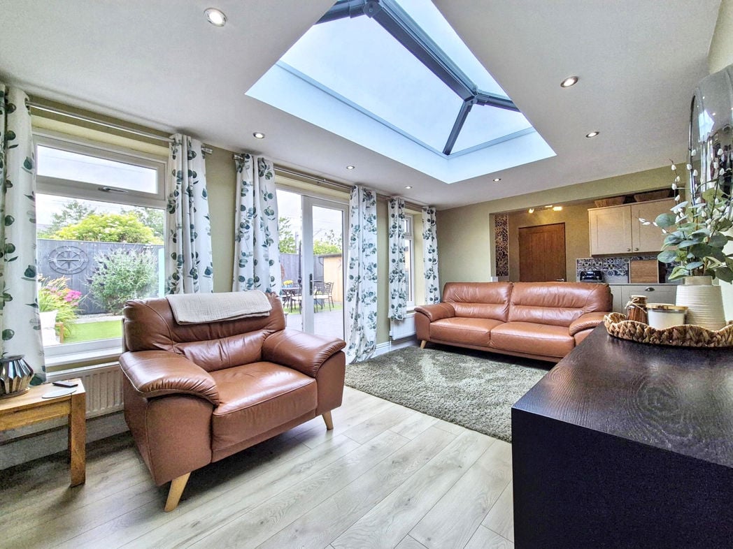 Lounge.