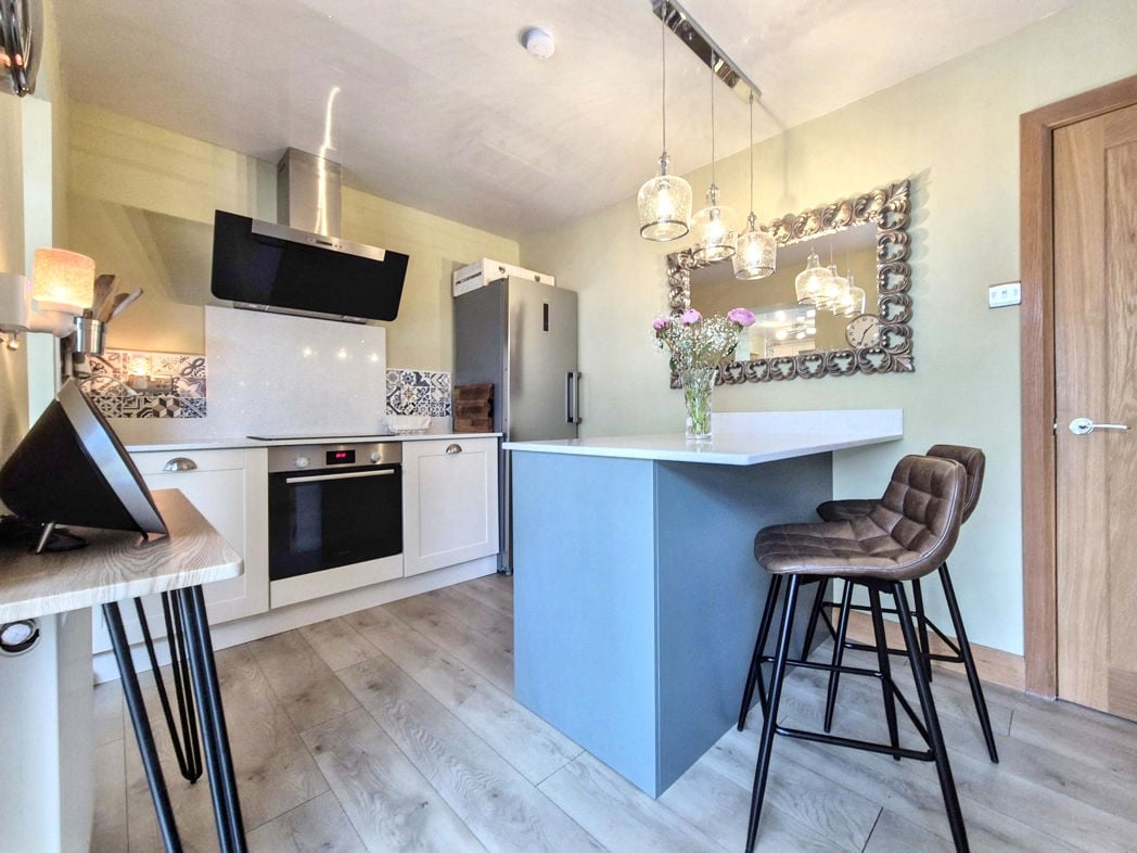 Open Plan Kitchen / Diner