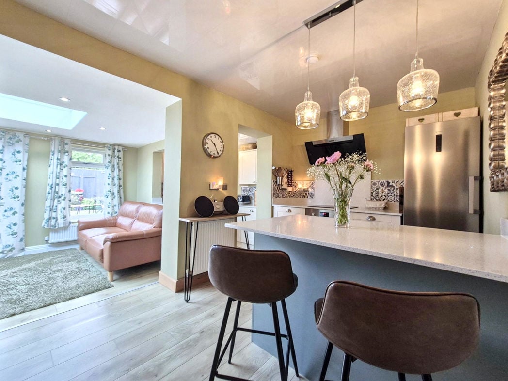 Open Plan Kitchen / Diner.