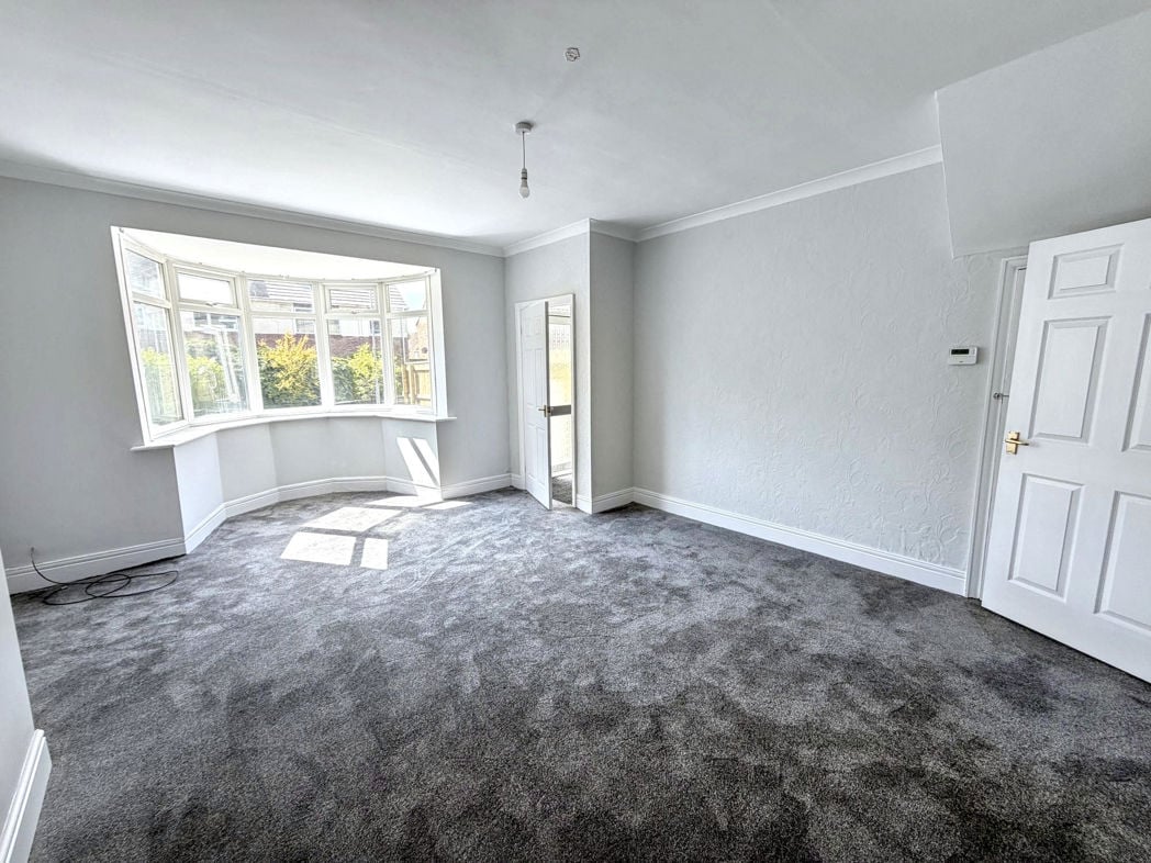 Property image 5 of 14