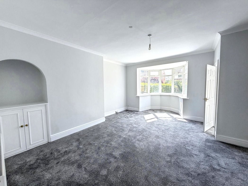 Property image 6 of 14