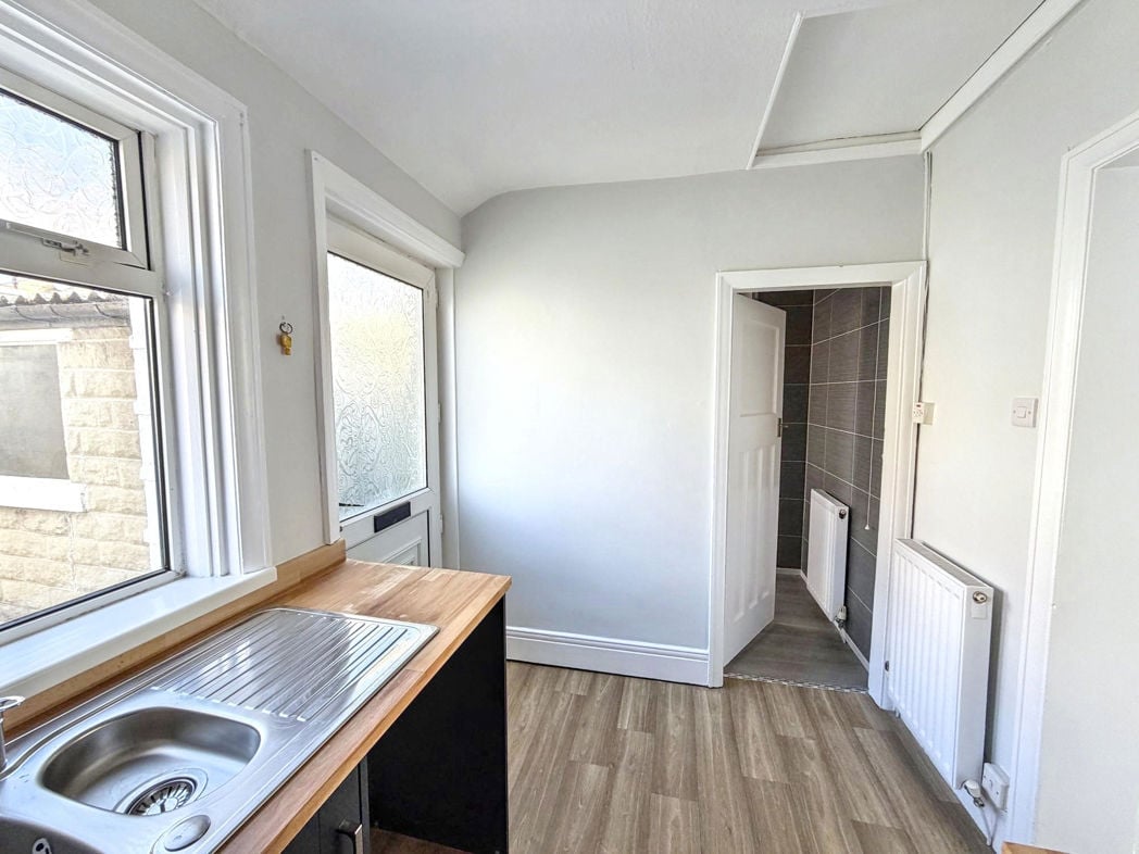 Property image 7 of 14