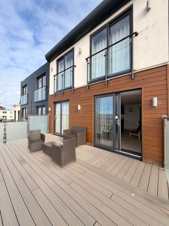 Property image 6 of 52