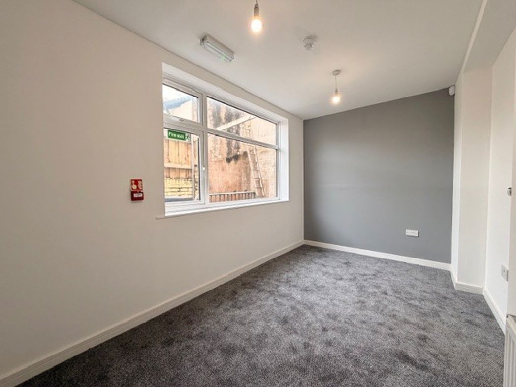 Property image 31 of 52