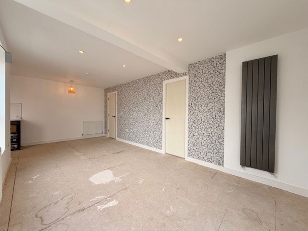Property image 32 of 52