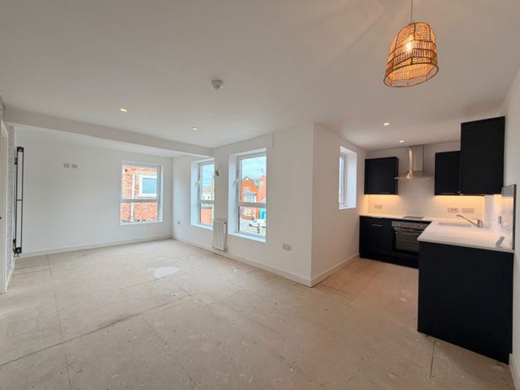 Property image 33 of 52