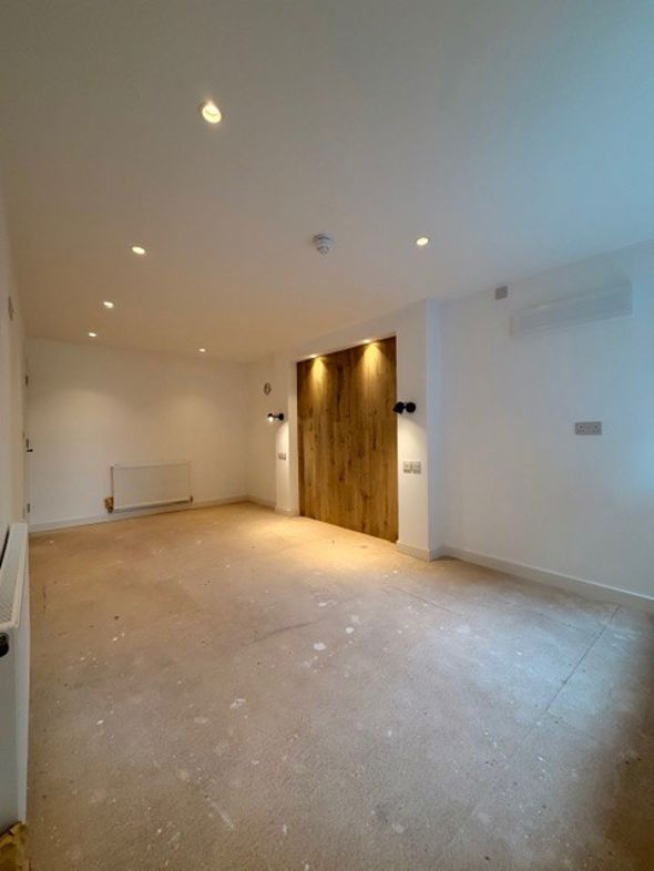 Property image 37 of 52
