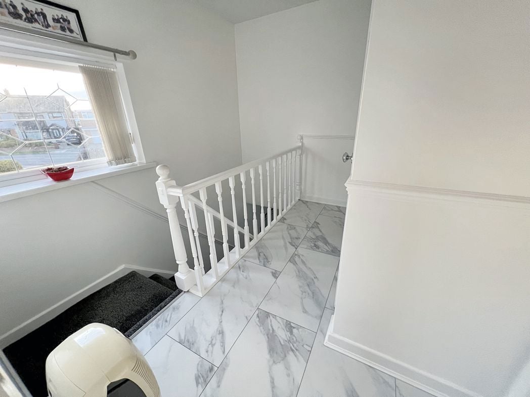 Property image 7 of 13