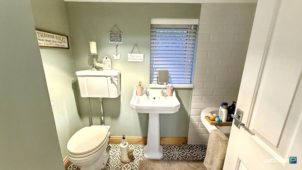 Property image 21 of 26