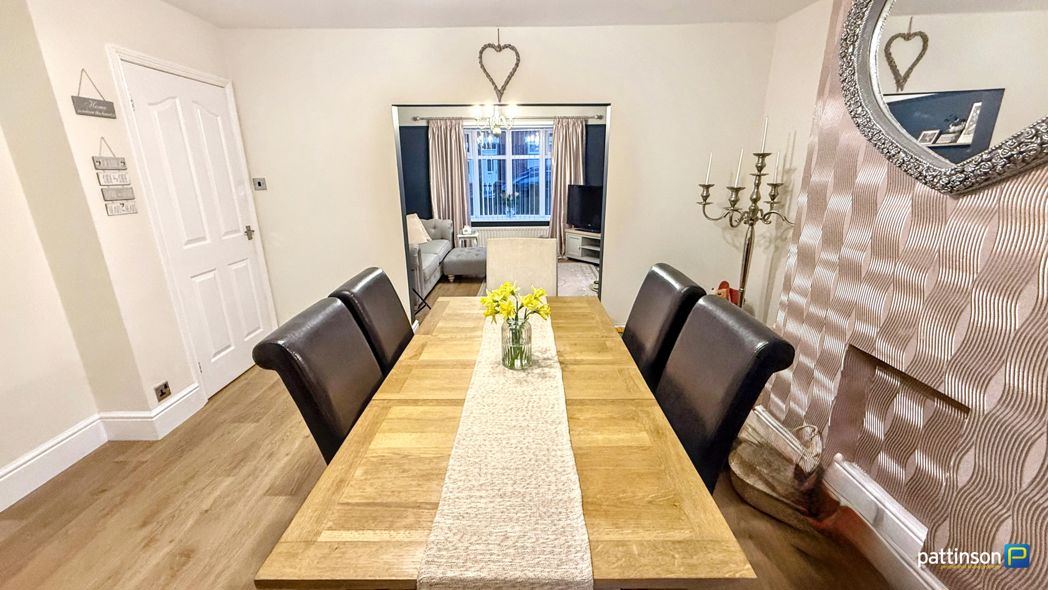 Property image 11 of 26