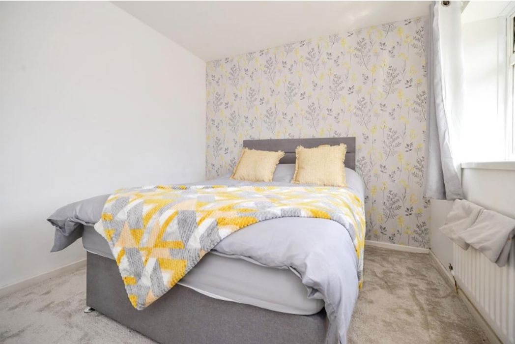 Property image 5 of 8