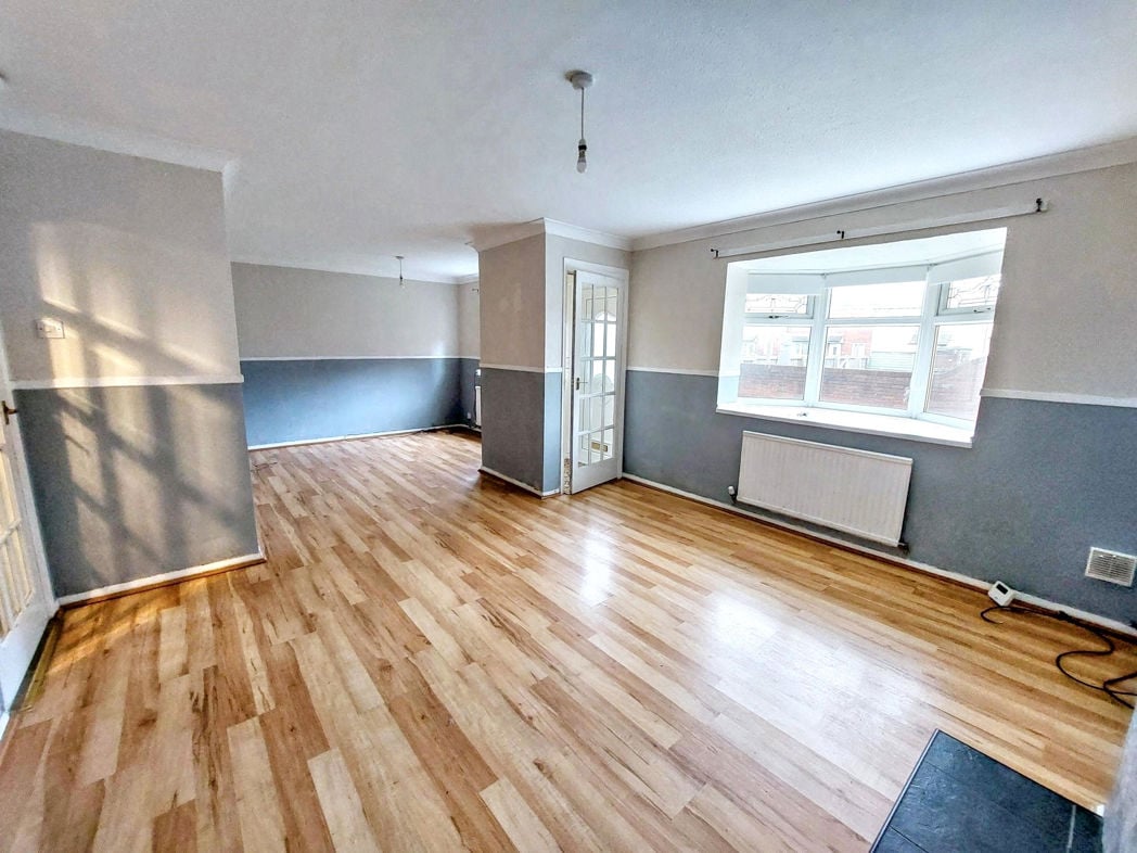 Property image 2 of 16
