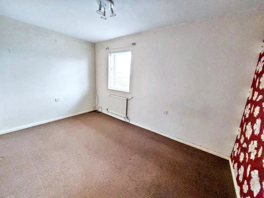 Property image 13 of 16