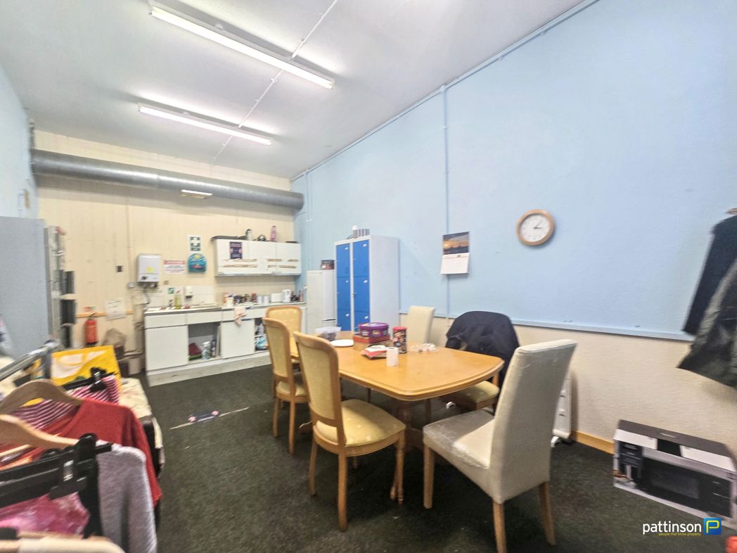 Property image 7 of 28