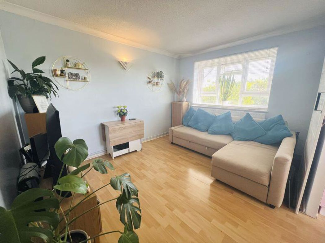 Property image 10 of 10