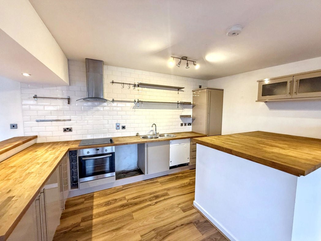 Property image 5 of 10