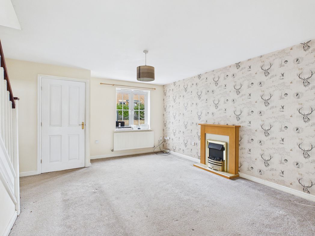 Property image 2 of 10