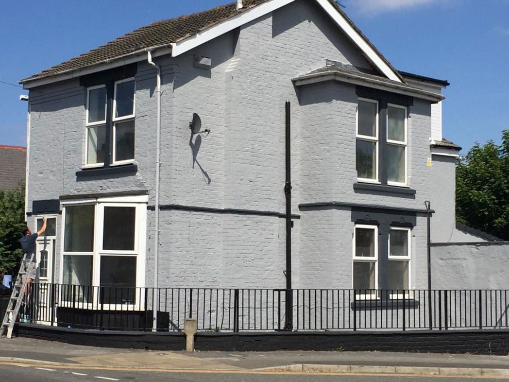Property image 2 of 16