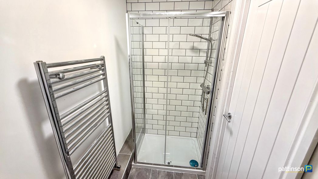 Property image 11 of 20