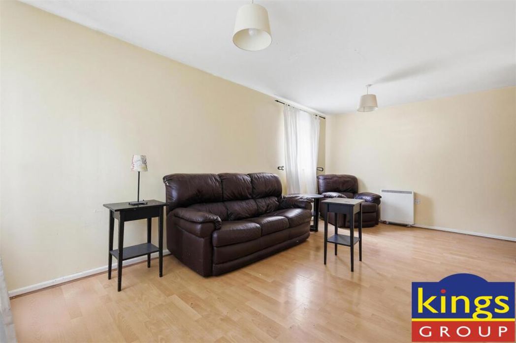 Property image 2 of 10