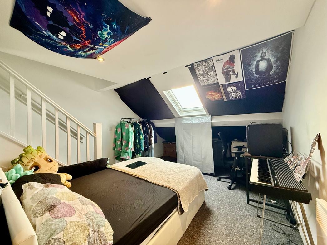 Property image 11 of 19