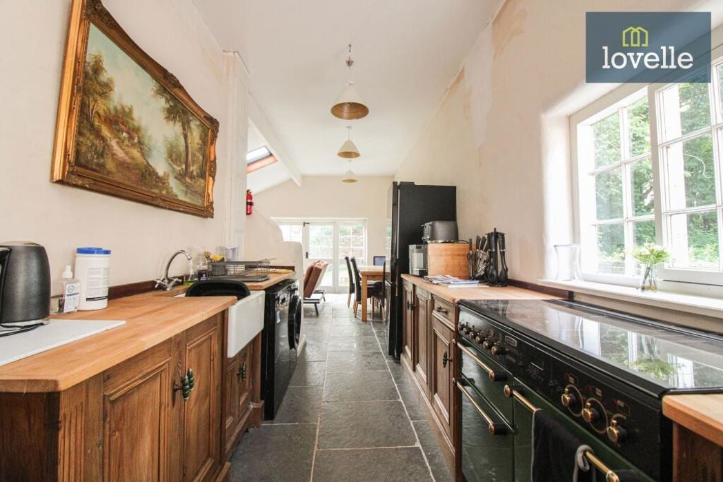 Property image 7 of 14