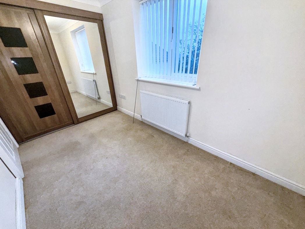 Property image 15 of 28