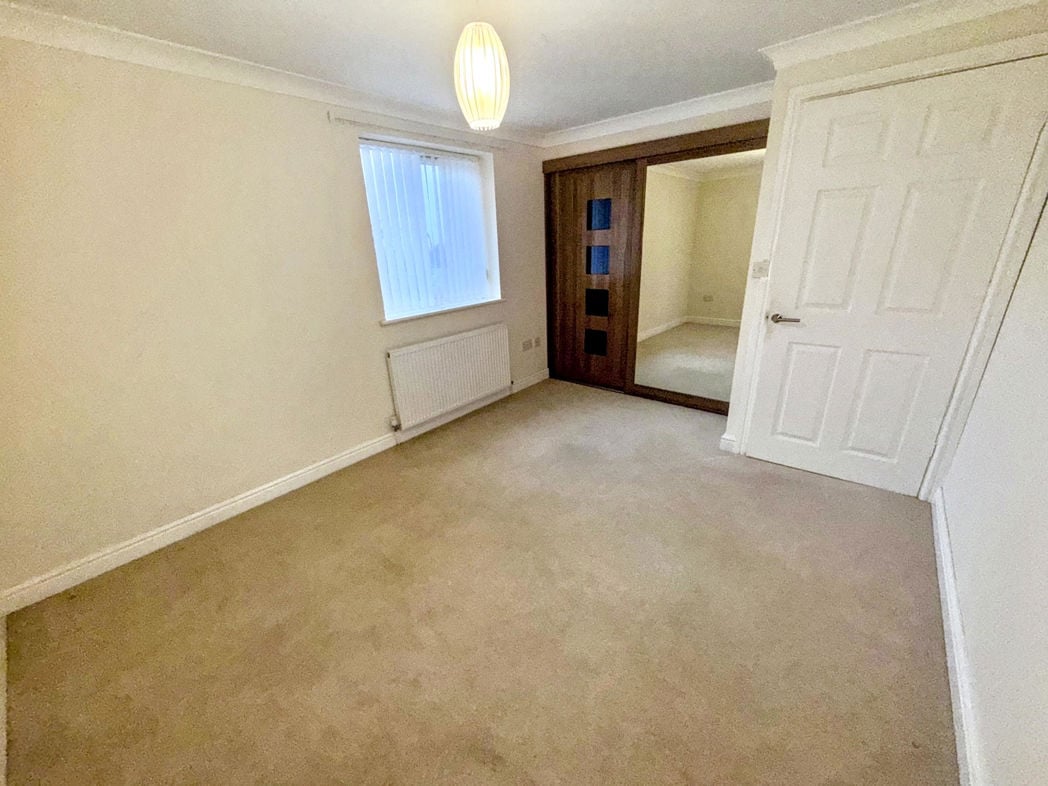 Property image 18 of 28