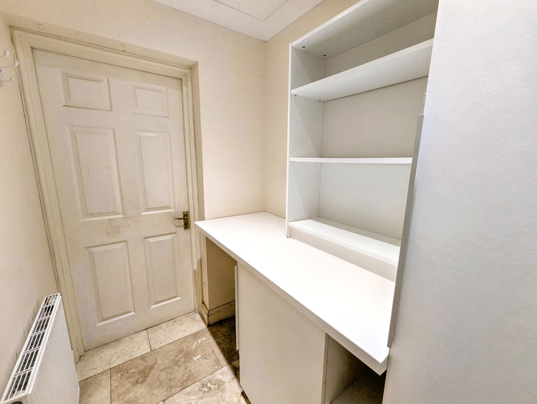Property image 10 of 25