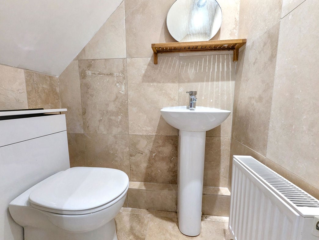 Property image 11 of 25