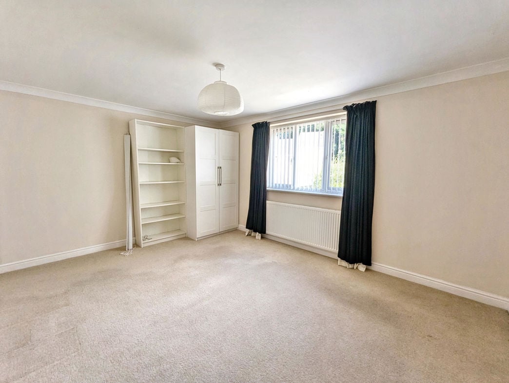 Property image 17 of 25