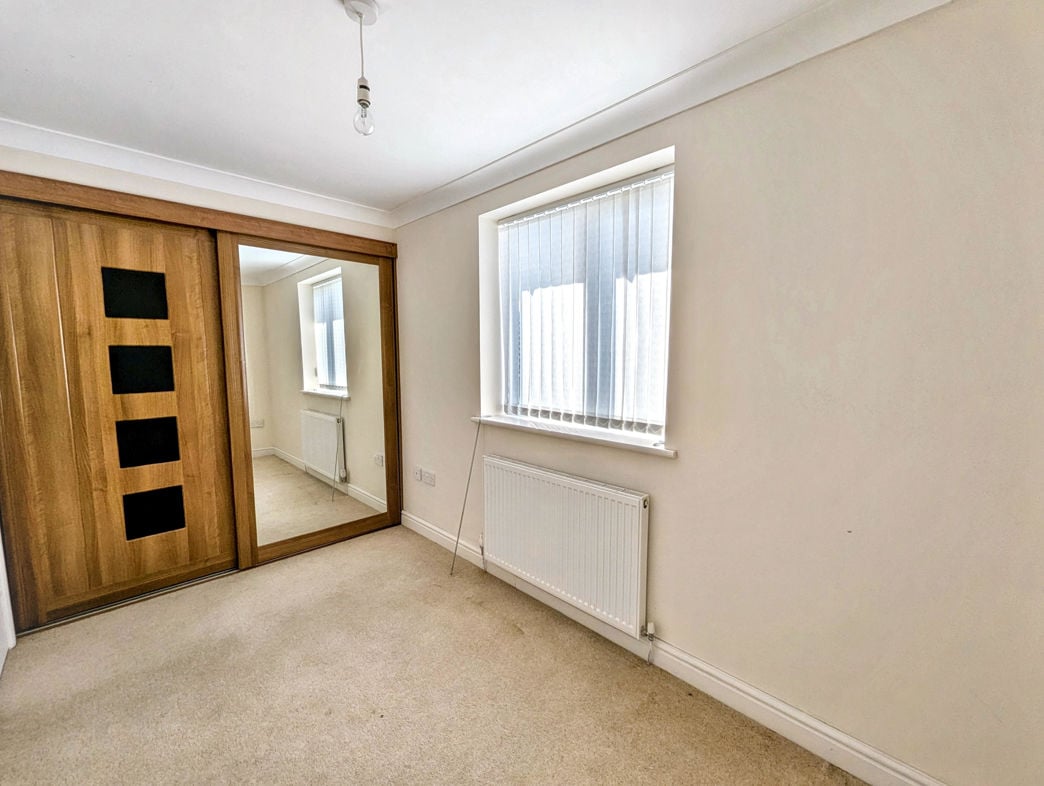 Property image 19 of 25