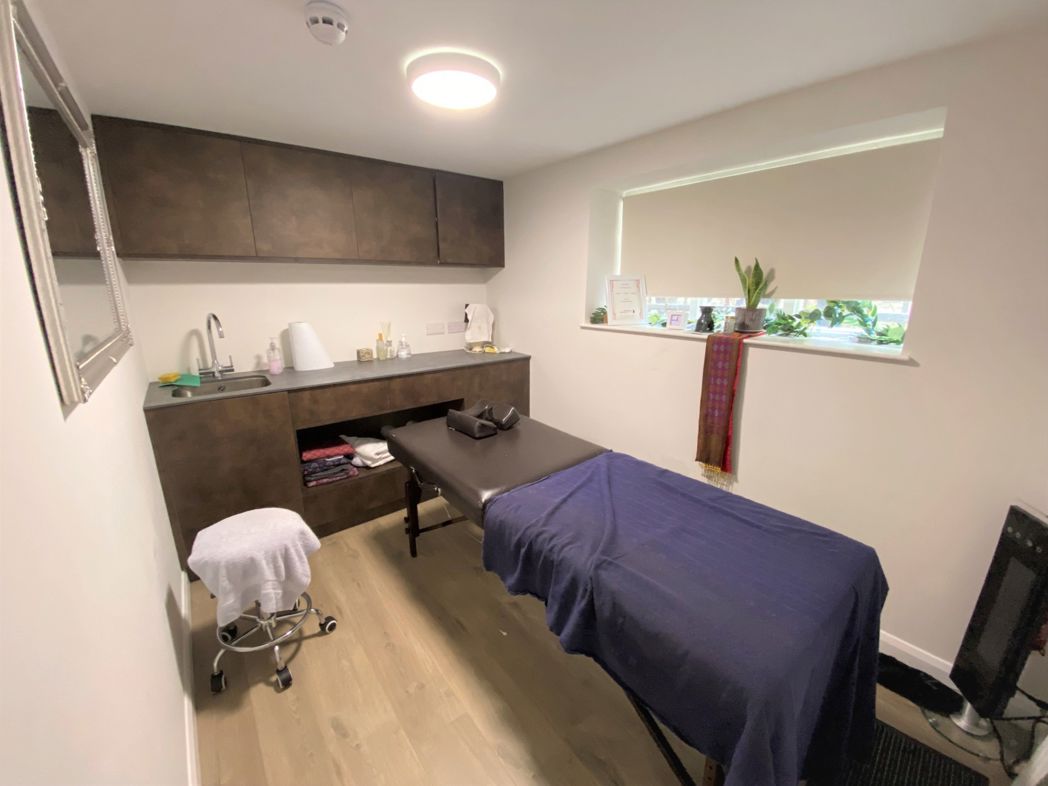 Property image 4 of 9