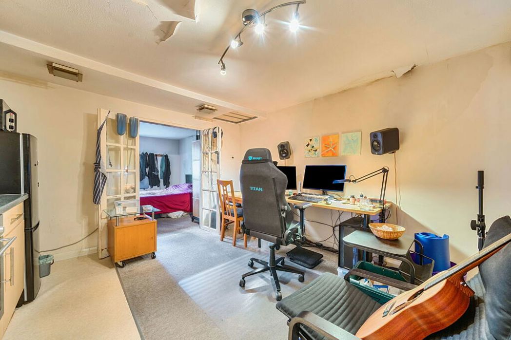 Property image 6 of 13
