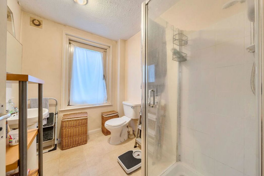 Property image 7 of 13
