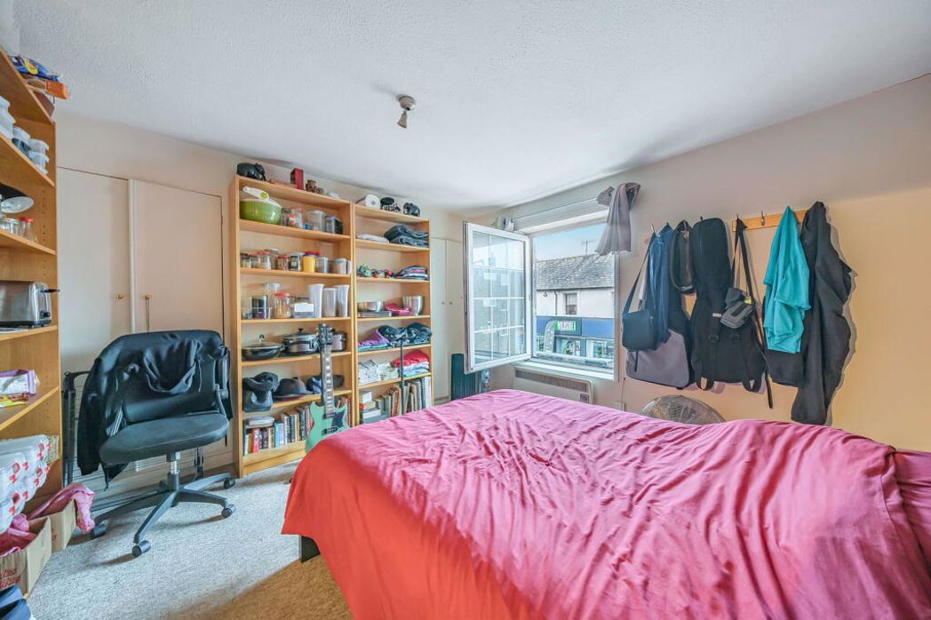 Property image 8 of 13