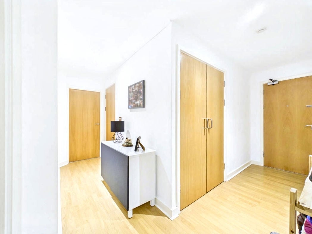 Property image 3 of 14