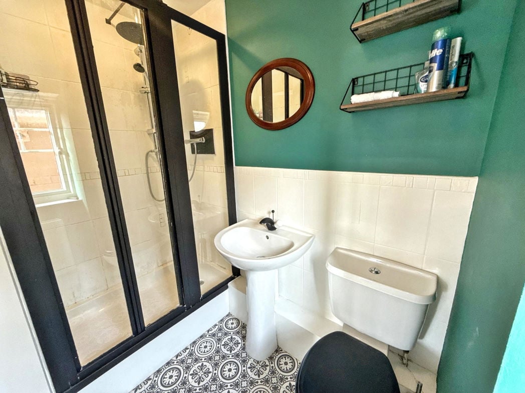 Property image 15 of 24