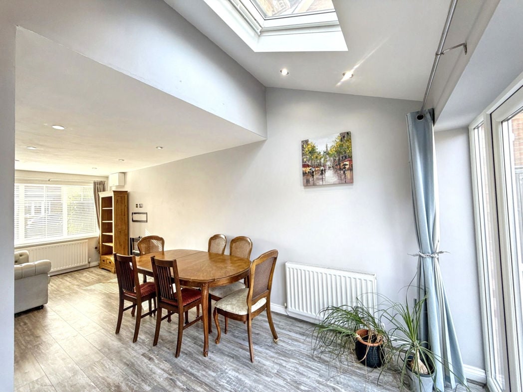 Property image 12 of 24